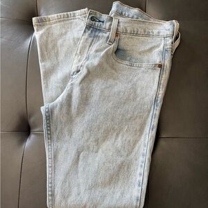 Levi’s Light Wash Women’s Jeans